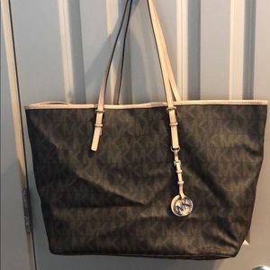 Michael Kors Tote Bag!